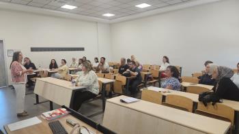 School of Foreign Languages Held the End-of-Term Academic Board Meeting